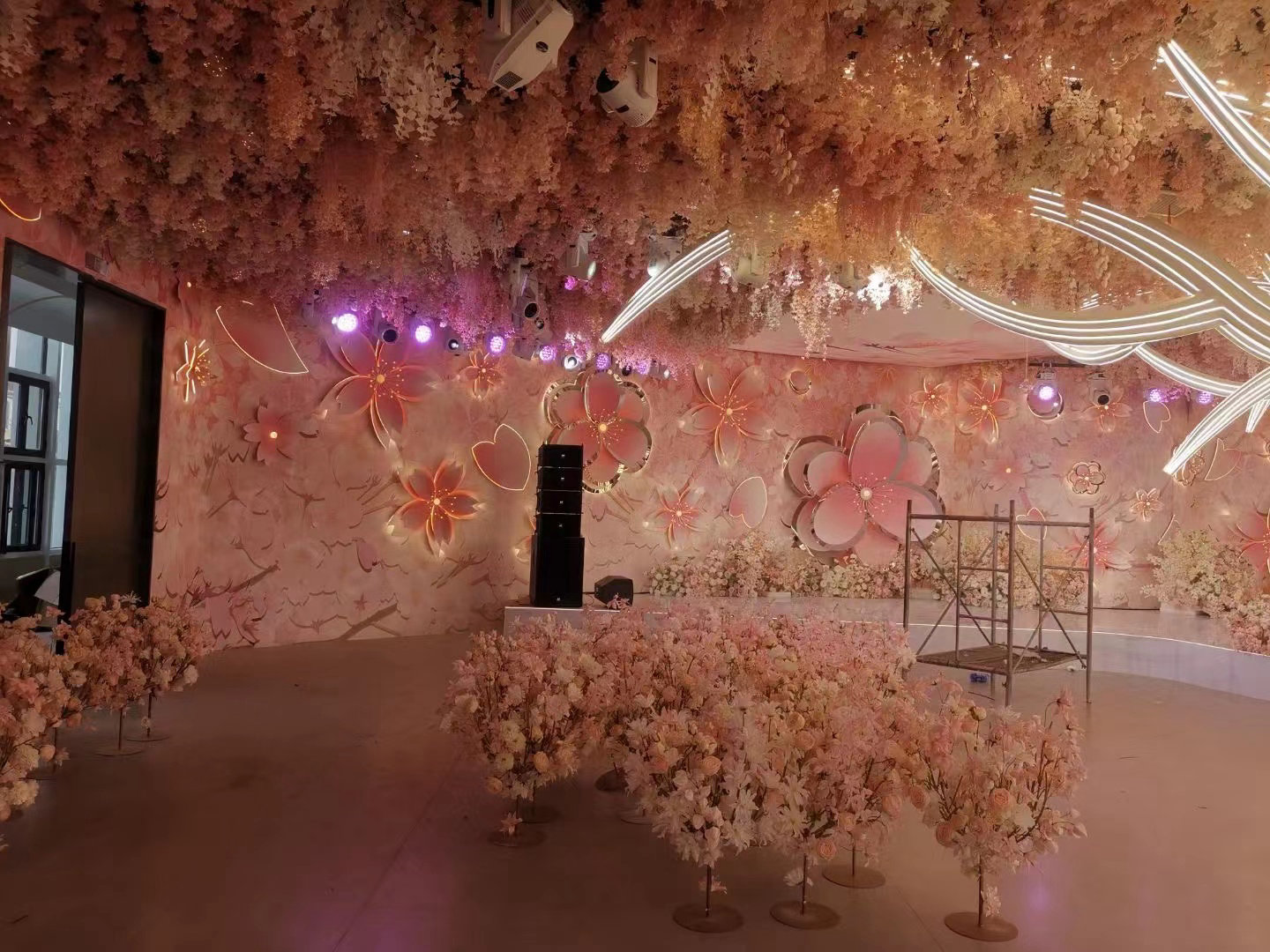 上海婚禮堂搭建布置活動(dòng)